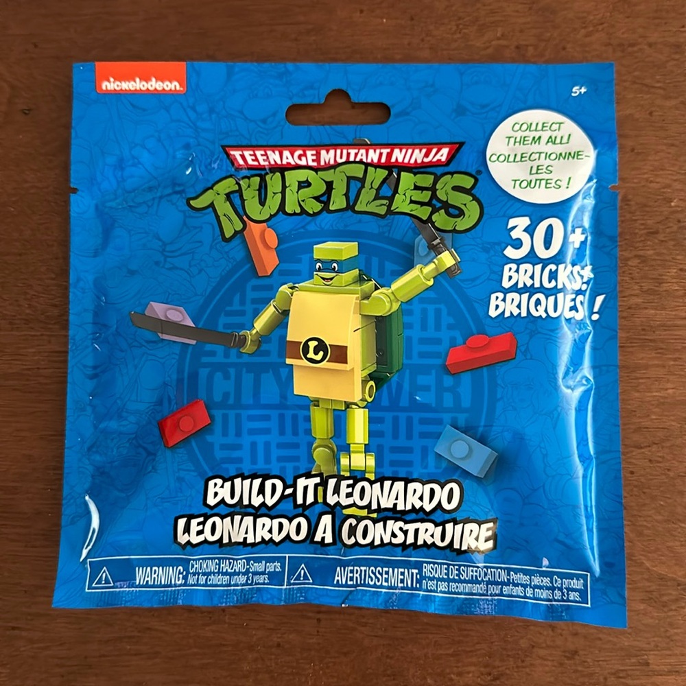 🌵3/$15 Leonardo Teenage Mutant Ninja Turtles 30+building bricks see description